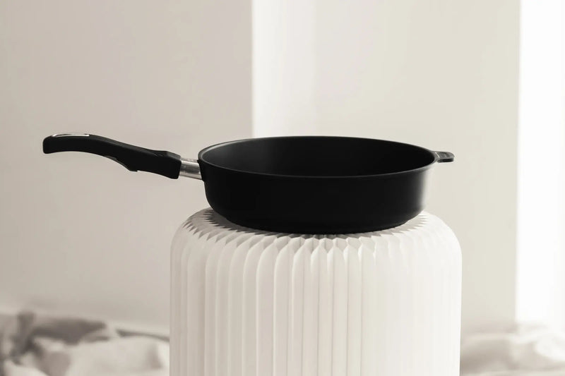 Sauteuse de cuisine haut de gamme induction gastrolux