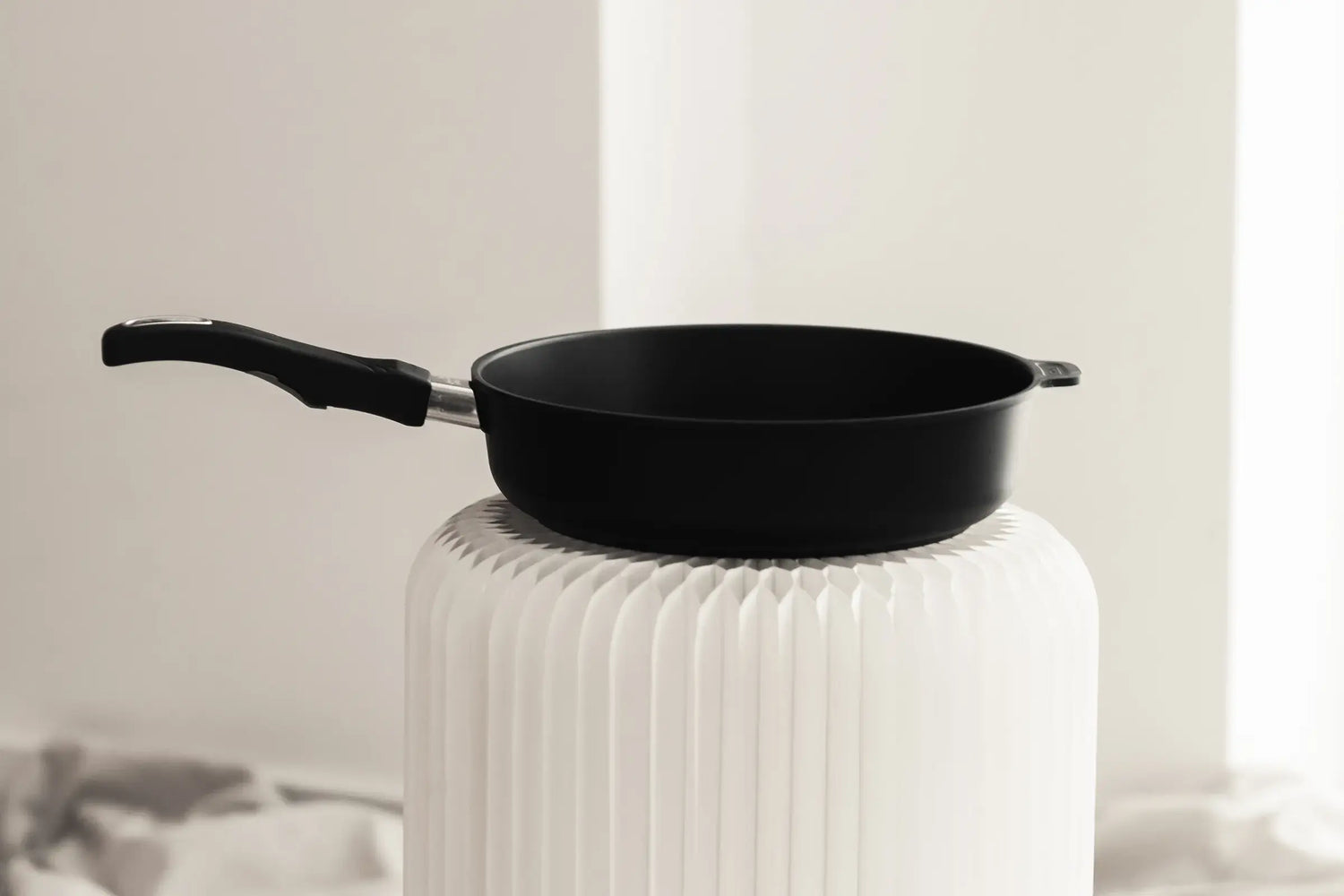 Sauteuse de cuisine haut de gamme induction gastrolux
